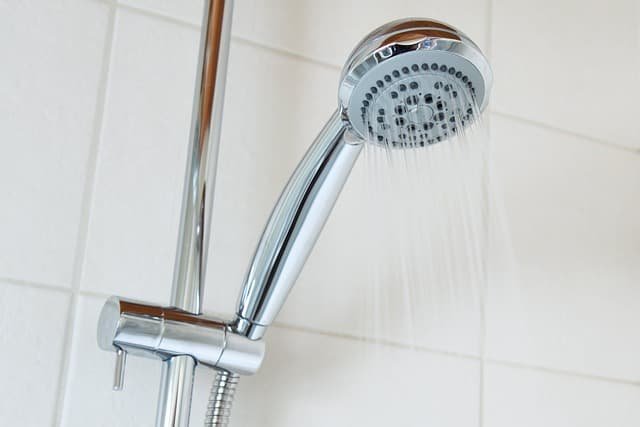 Mituri despre încălzitorul de apă fără rezervor pe care nu ar trebui să le crezi niciodată 2 dangers of tankless water heaters
